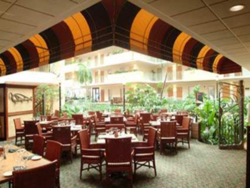 Embassy Suites By Hilton Memphis East Germantown Area Exteriör bild